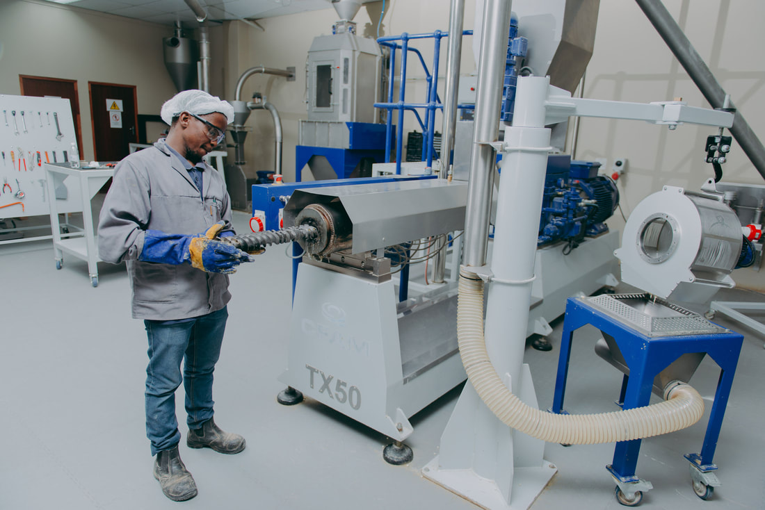Understanding twin-screw extrusion